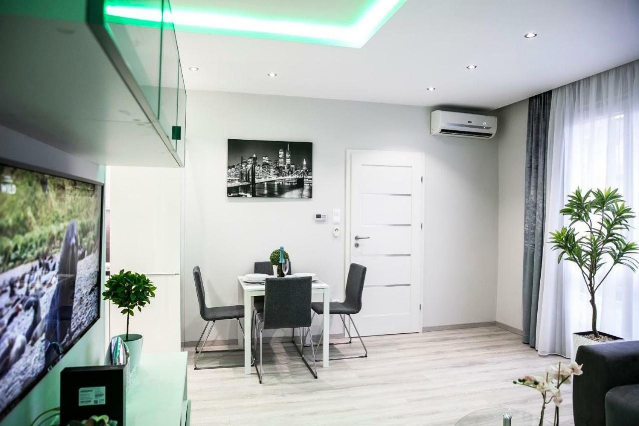 Downtown Dream Apartmans Szeged Extérieur photo
